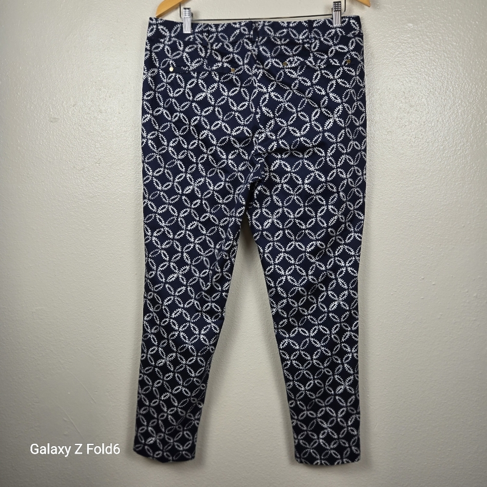Michael Michael Kors Women’s Pants Size 12 Navy White Geometric Print Ankle Slim - Picture 2 of 7